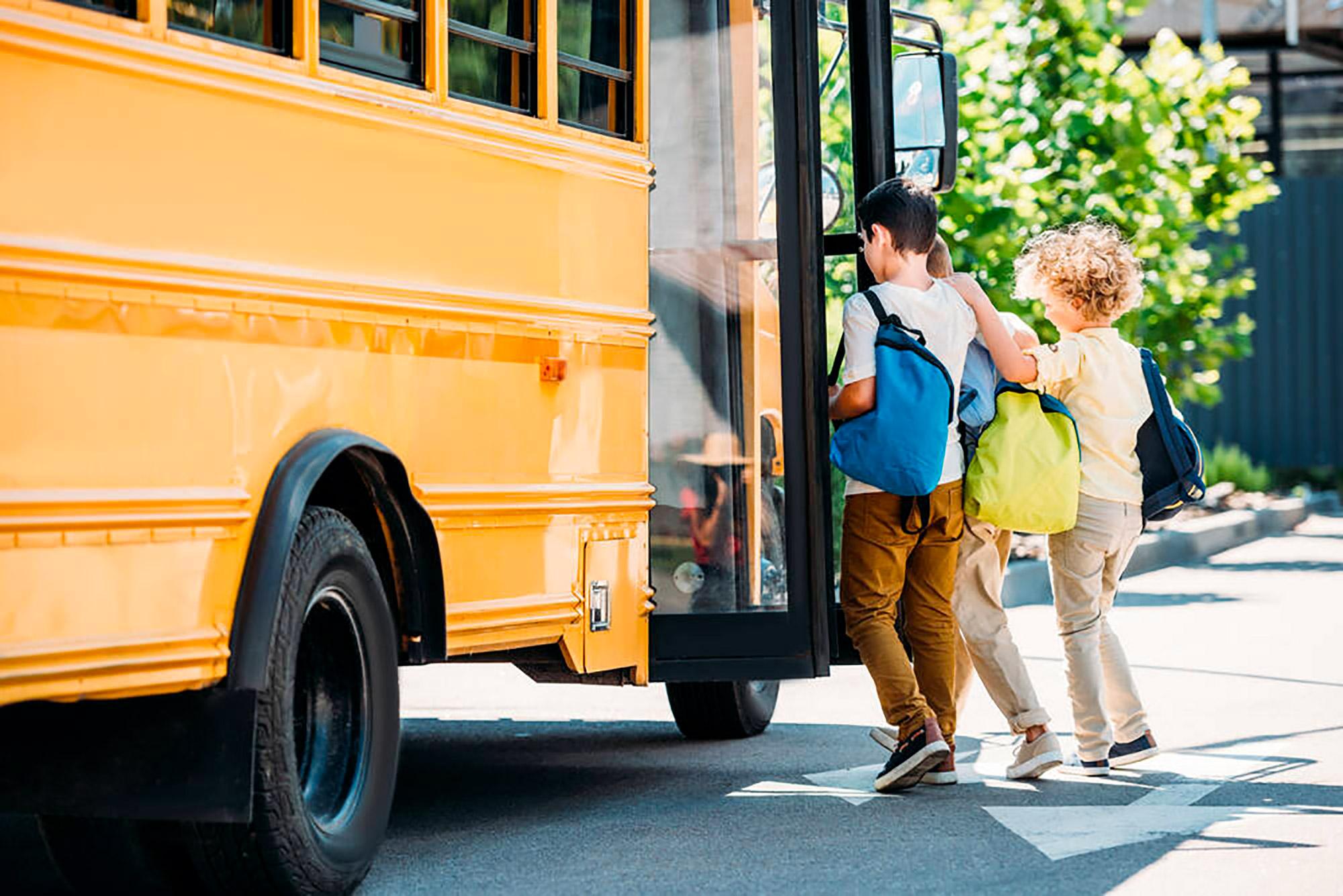 si informa la cittadinanza che è possibile presentare la richiesta per usufruire del trasporto scolastico per l'anno scolastico 2026/2027 per alunni della scuola dell'infanzia, primaria e secondaria di primo grado